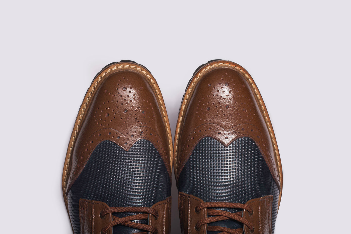 Botín brogue casual verloois de agujetas con suela de hule